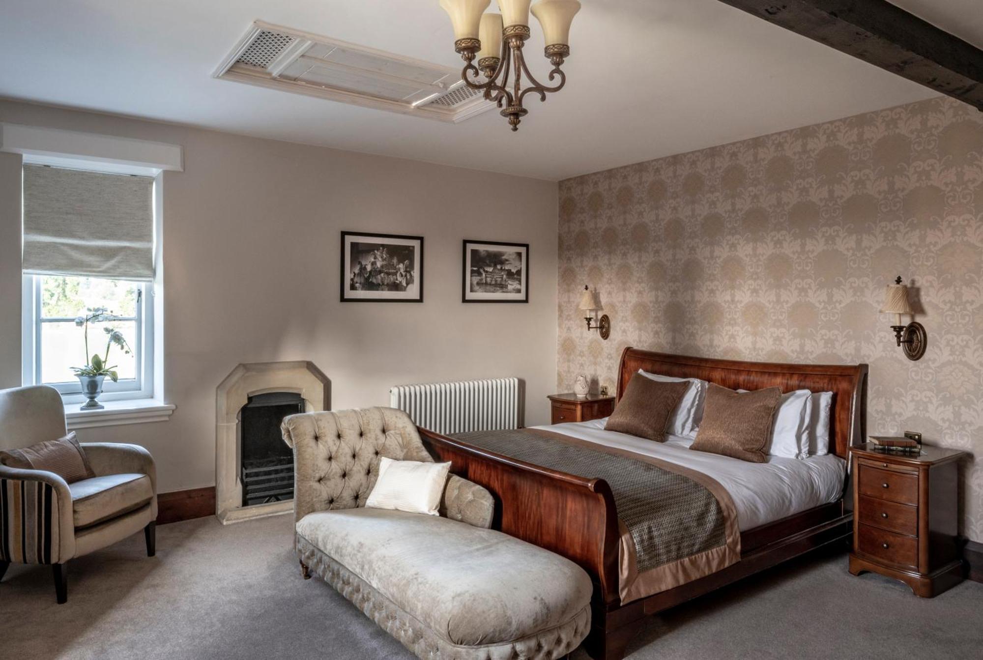 Stanbrook Abbey Hotel, Hotel