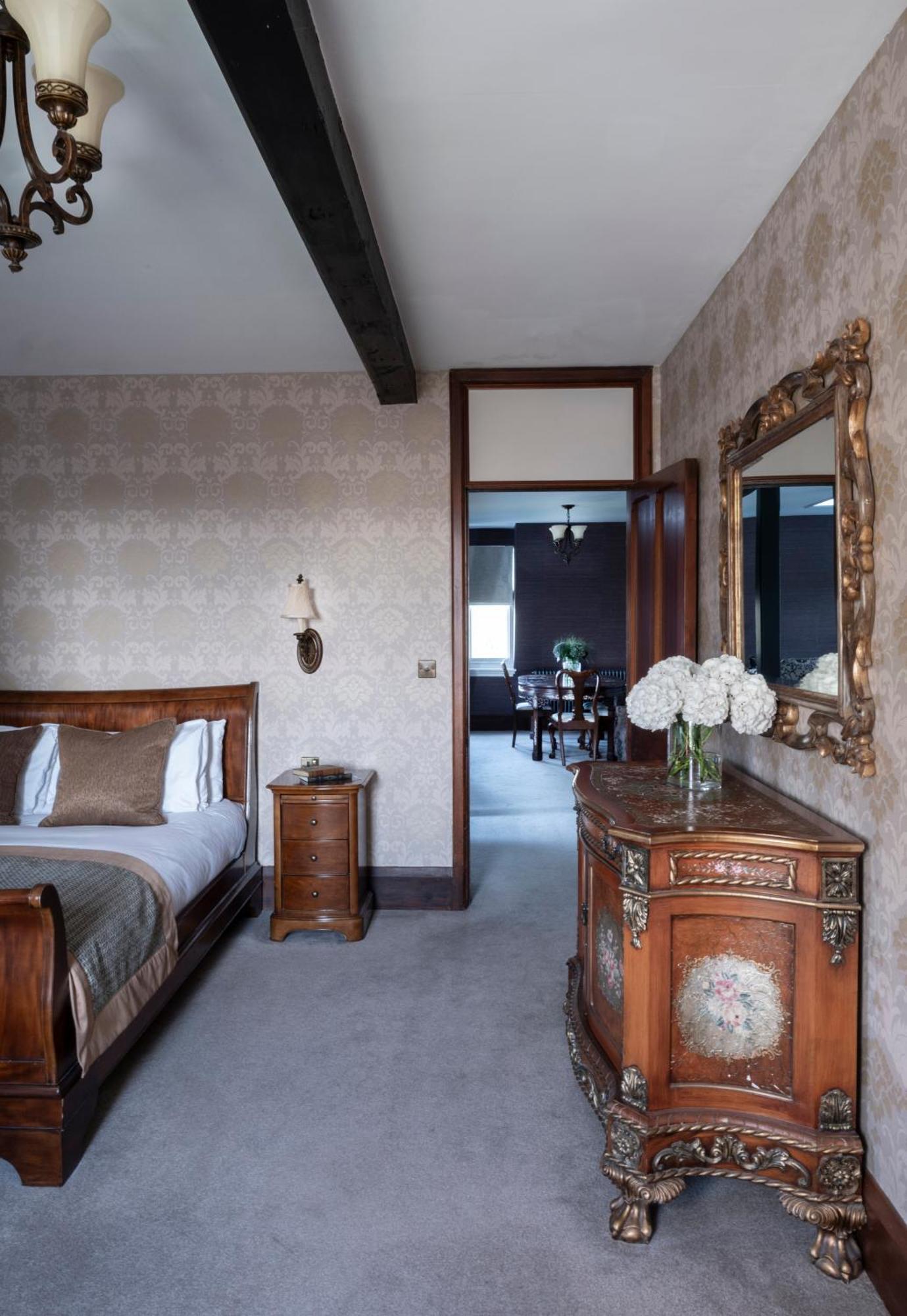 Stanbrook Abbey Hotel, Отель 4*