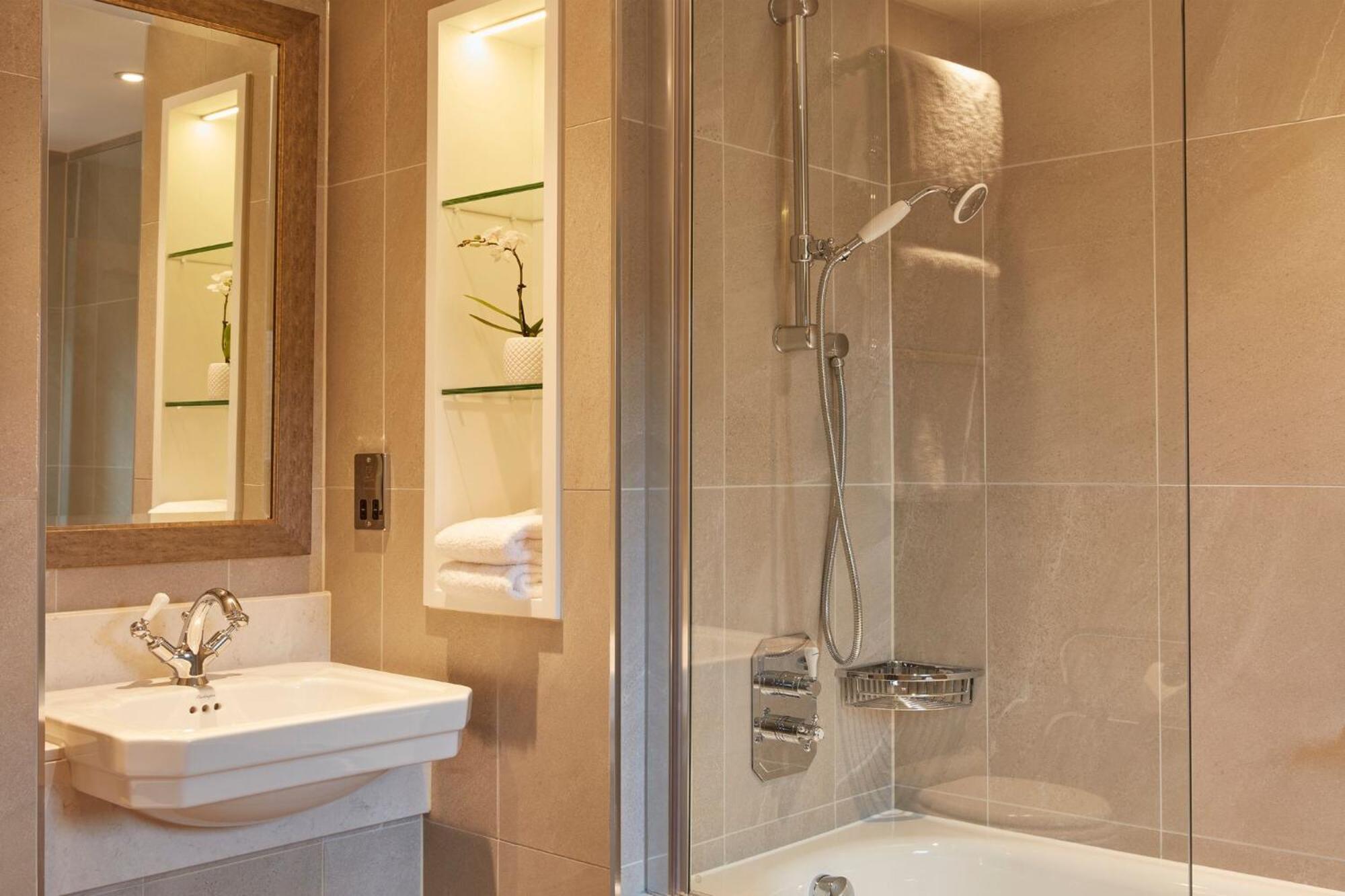 Stanbrook Abbey Hotel, Отель 4*