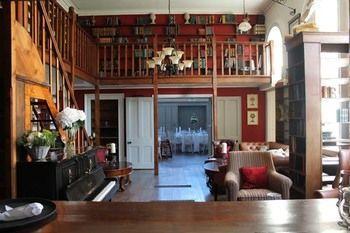 Stanbrook Abbey Hotel, 4*