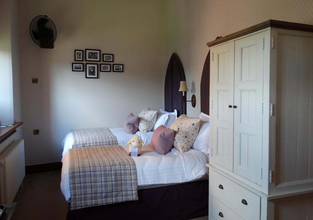 Stanbrook Abbey Hotel,