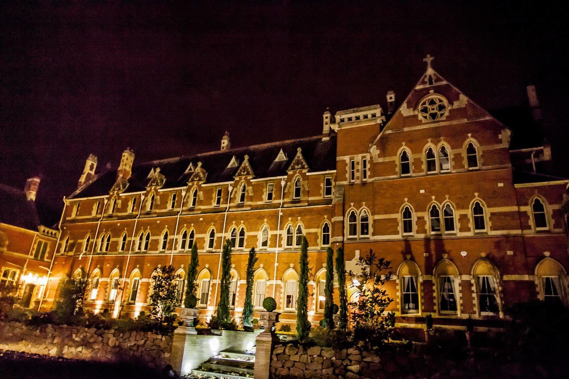 Stanbrook Abbey Hotel, Вустер