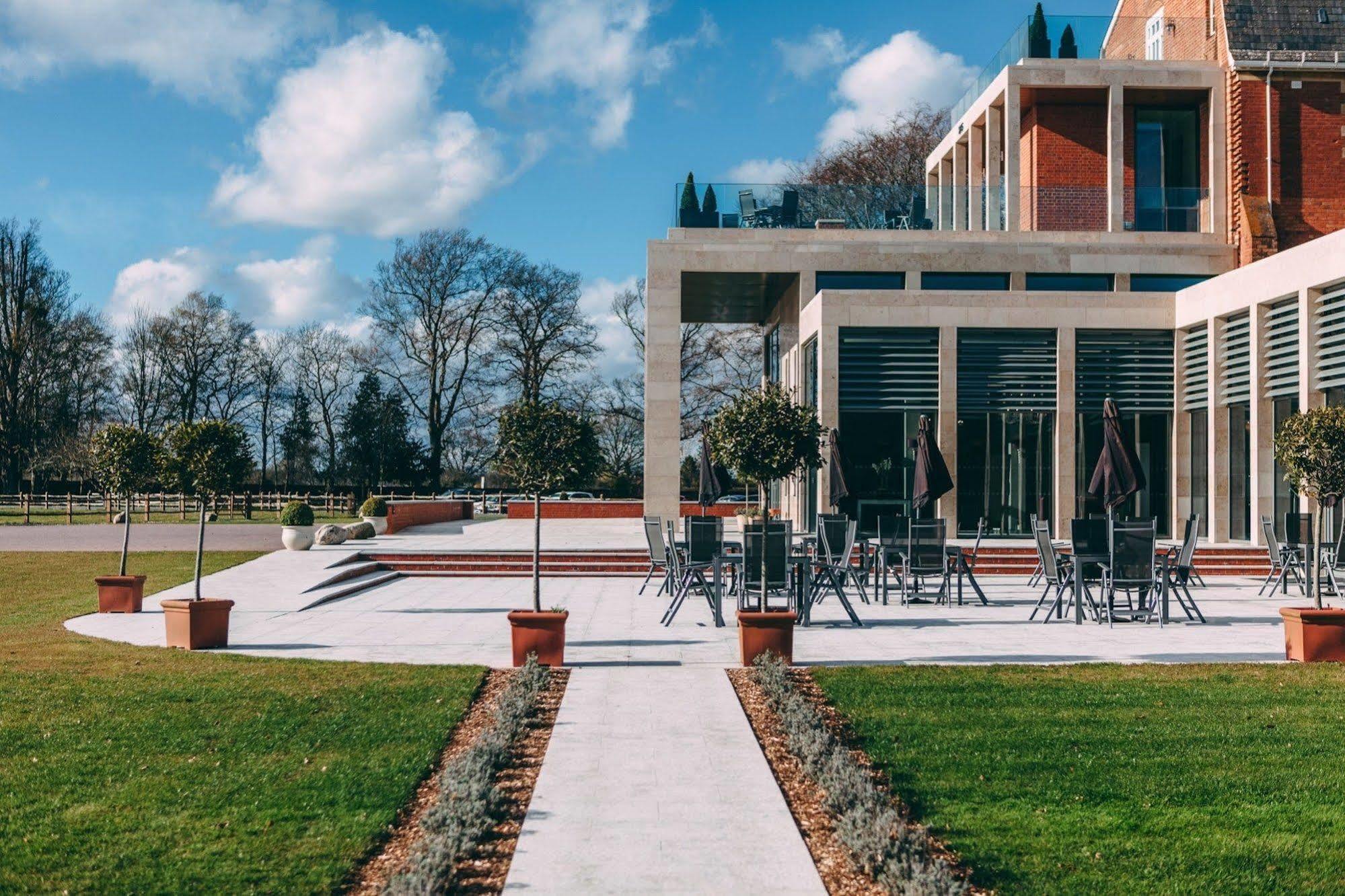 Отель Stanbrook Abbey Hotel, Вустер